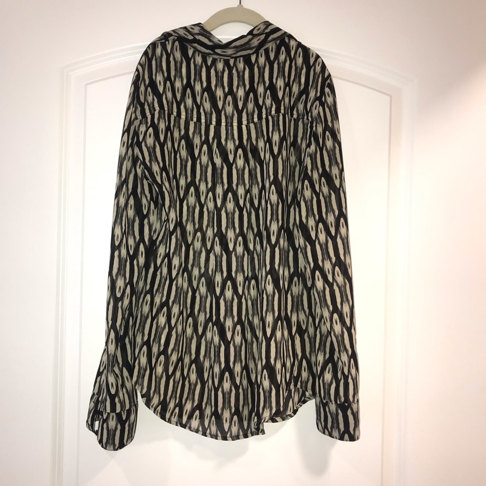Guess Blouse - Picture 2 of 6